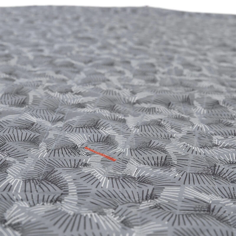 Quechua PLAID CONFORT ISOLANT - PIÈCE DÉTACHÉE POUR LA TENTE AIR SECONDS 4.2 POLYCOTON 8 Quechua PLAID CONFORT ISOLANT - PIÈCE DÉTACHÉE POUR LA TENTE AIR SECONDS 4.2 POLYCOTON – Image 6