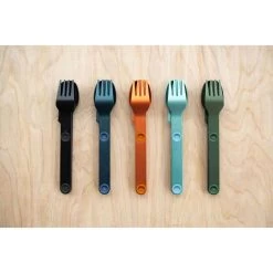 SET COMPLET DE 5 JEUX DE 3 COUVERTS MAGNÉTIQUES CAMPING EN ALUMINUM DUR - ÉTUI -Robens Soldes set complet de 5 jeux de 3 couverts magnetiques camping en aluminum dur etui 4